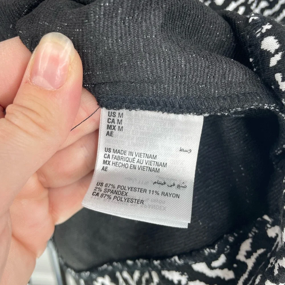 JM‎ Collection Med Black and White Swing Jacket